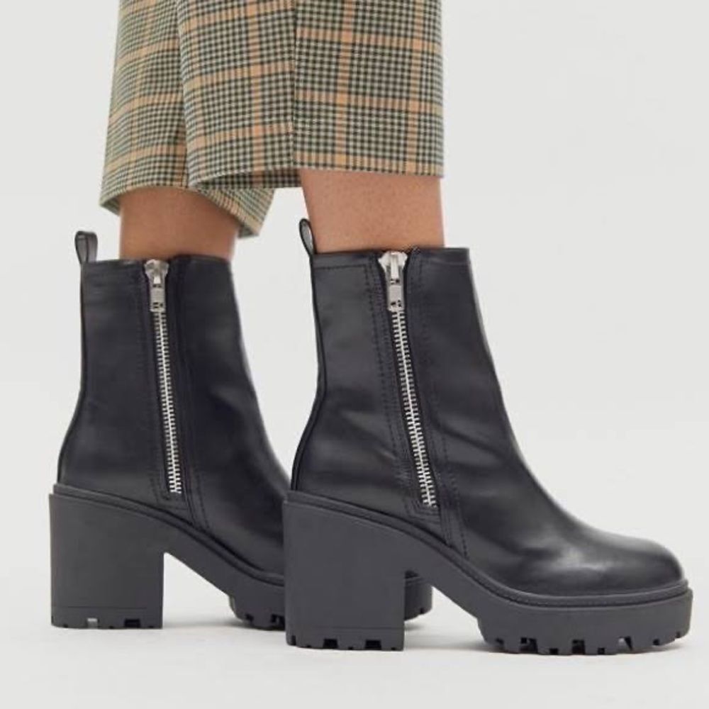 UO Zip Up Boot - Picture 2 of 6